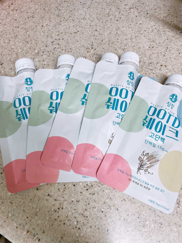 [꾸콤] 참참 OOTD쉐이크 고단백 일주일세트 50g x 5 리뷰 사진