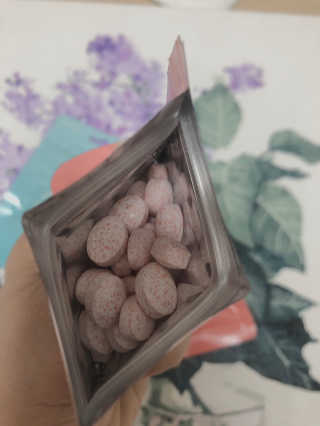 입 냄새 완화에 도움을 주는 에티켓 캔디 복숭아맛 앳캔디 — 5점을 준 리뷰어가 2020년 11월 올린 사용 사진