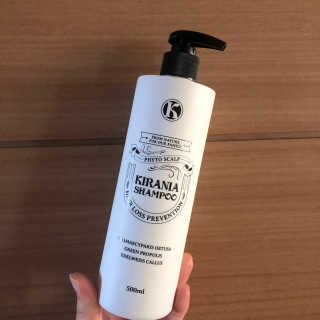 키라니아 피토스칼프 탈모완화 기능성샴푸 500ml — 4.5점을 준 리뷰어가 2020년 12월 올린 사용 사진