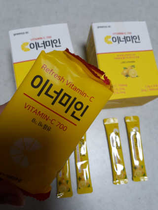 이너미인 VITAMIN-C 700 — 5점을 준 리뷰어가 2020년 9월 올린 사용 사진