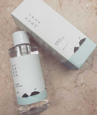 라운드 랩 1025 독도 토너 100ml — 5점을 준 리뷰어가 2021년 2월 올린 사용 사진