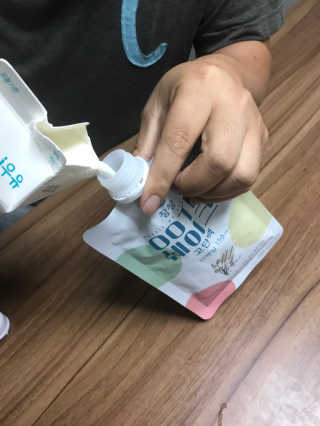 [꾸콤] 참참 OOTD쉐이크 고단백 일주일세트 50g x 5 — 5점을 준 리뷰어가 2020년 10월 올린 사용 사진