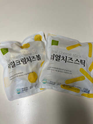 가치식탁 리얼치즈스틱, 리얼크림치즈볼 — 5점을 준 리뷰어가 2020년 10월 올린 사용 사진