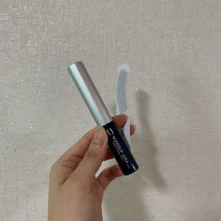 닥터존스킨 눈썹자라 — 4점을 준 리뷰어가 2020년 8월 올린 사용 사진