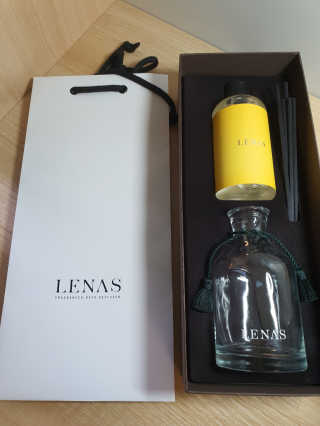 레나스 프리미엄 아로마 디퓨저 200ml  [1SET] — 5점을 준 리뷰어가 2020년 6월 올린 사용 사진