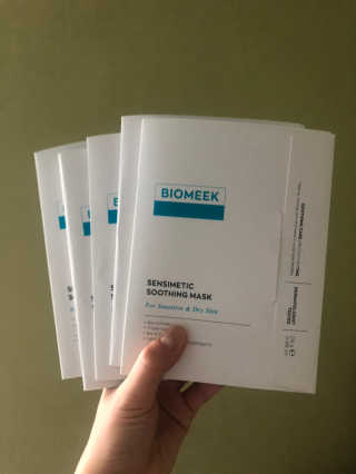 바이오믹 BIOMEEK SENSIMETIC SOOTHING MASK.S — 4점을 준 리뷰어가 2020년 6월 올린 사용 사진