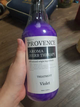 프로방스 바이올렛 퍼퓸 트리트먼트 1000ml 업그레이드 — 5점을 준 리뷰어가 2020년 8월 올린 사용 사진