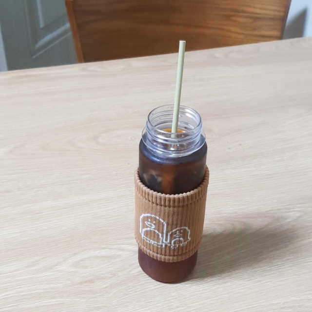클로에코 친환경 풀빨대와 폐플라스틱 컵홀더 리뷰 사진