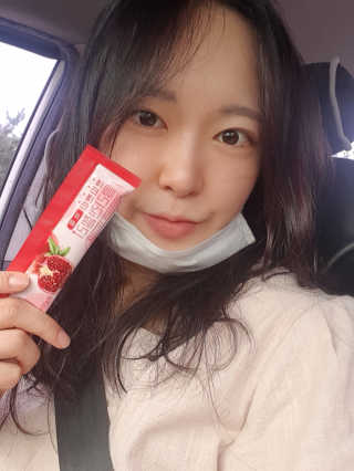 헬스업_쁘띠쁘띠석류콜라겐젤리_20g x 14포 — 5점을 준 리뷰어가 2020년 7월 올린 사용 사진