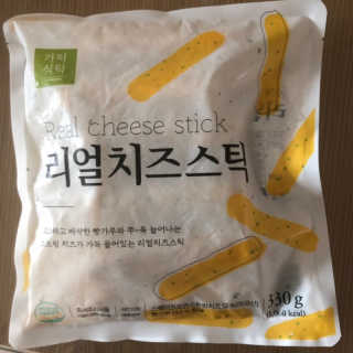 가치식탁 리얼치즈스틱, 리얼크림치즈볼 — 5점을 준 리뷰어가 2020년 10월 올린 사용 사진