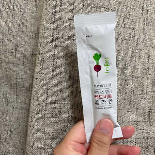 유유네이처 머빈스 젤리 레드비트 콜라겐 — 5점을 준 리뷰어가 2020년 8월 올린 사용 사진