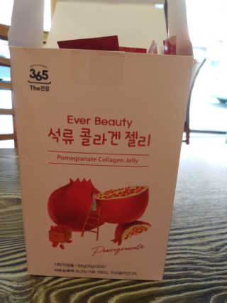 365더건강 에버뷰티 석류콜라겐 젤리 — 5점을 준 리뷰어가 2020년 7월 올린 사용 사진