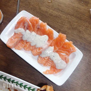 동원산업 항공직송 동원생연어_400g — 5점을 준 리뷰어가 2020년 4월 올린 사용 사진