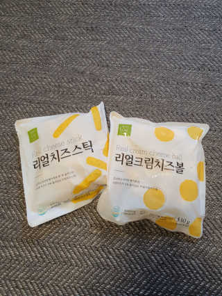 가치식탁 리얼치즈스틱, 리얼크림치즈볼 — 5점을 준 리뷰어가 2020년 8월 올린 사용 사진