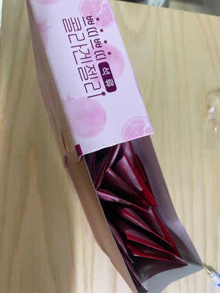 헬스업_쁘띠쁘띠석류콜라겐젤리_20g x 14포 — 4.5점을 준 리뷰어가 2020년 9월 올린 사용 사진