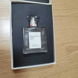 메종 루이 마리 안티드리스 카시스 오드퍼퓸 50ml — 5점을 준 리뷰어가 2020년 12월 올린 사용 사진