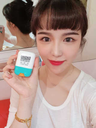 다슈코리아 다슈 솔루션 시카 쉴드 선스틱 — 4점을 준 리뷰어가 2020년 6월 올린 사용 사진