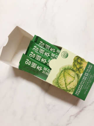 조은약초 국산 양배추즙 양배추 브로콜리 젤리 15포 x 1박스 — 4.5점을 준 리뷰어가 2020년 8월 올린 사용 사진