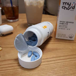 JW중외제약 마이코드 멀티비타민미네랄 포 맨 — 5점을 준 리뷰어가 2020년 8월 올린 사용 사진