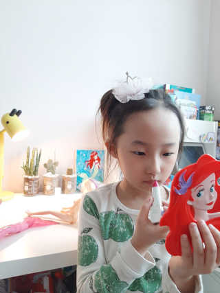 꼬메맘마 네이처 달리아핑크 립컬러 — 5점을 준 리뷰어가 2020년 4월 올린 사용 사진