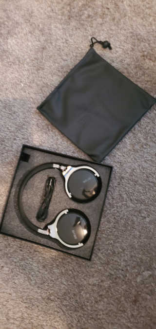 SEVIZ Bluetooth Headphones 10 3color — 5점을 준 리뷰어가 2020년 7월 올린 사용 사진