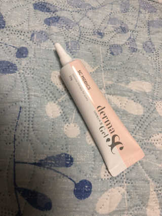 derma SC-Gel 더마에스씨 겔 20g — 4점을 준 리뷰어가 2020년 4월 올린 사용 사진