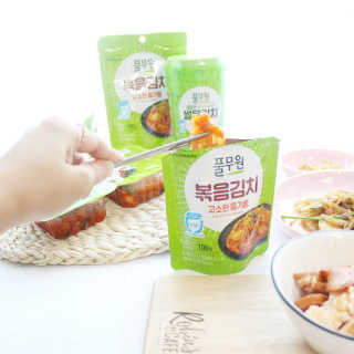 [풀무원] 들기름 볶음김치, 톡톡 김치, 깔끔한 김치 — 4점을 준 리뷰어가 2020년 6월 올린 사용 사진