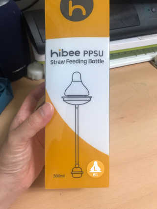하이비코리아 앉아서나서서먹는젖병 하이비 PPSU 빨대젖병 — 3점을 준 리뷰어가 2020년 6월 올린 사용 사진