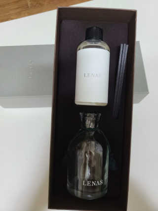 레나스 프리미엄 아로마 디퓨저 200ml  [1SET] — 5점을 준 리뷰어가 2020년 7월 올린 사용 사진