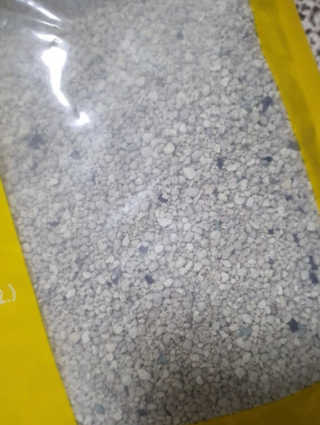 겟플렉스 켓플렉스 캣츠룸BS-1 고양이모래 4kg — 4점을 준 리뷰어가 2020년 12월 올린 사용 사진