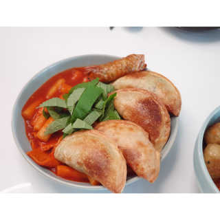 [심플리쿡]창화당떡볶이+모둠만두, 쫄면+굴림만두 SET — 5점을 준 리뷰어가 2020년 9월 올린 사용 사진