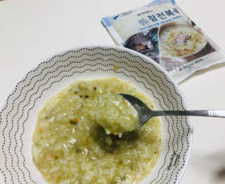 바다는다웰빙이다 완도사랑 전복죽 250g - 2팩 + 전복장조림 2팩 — 5점을 준 리뷰어가 2020년 9월 올린 사용 사진