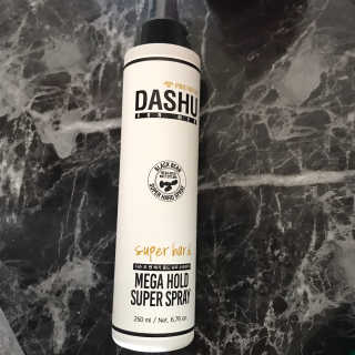 다슈코리아 다슈 포 맨 프리미엄 메가 홀드 슈퍼 스프레이 250ml — 4점을 준 리뷰어가 2020년 7월 올린 사용 사진