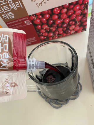 자연에온 몽모랑시 타트체리 착즙 100mL 10개입 2BOX — 5점을 준 리뷰어가 2020년 11월 올린 사용 사진