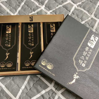 헬스업_천명진프리미엄홍삼스틱_10ml x 30포 — 4점을 준 리뷰어가 2020년 10월 올린 사용 사진