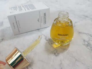 미구하라 프리미엄 울트라 화이트닝 퍼펙트 앰플 오리진  20ml — 5점을 준 리뷰어가 2020년 4월 올린 사용 사진