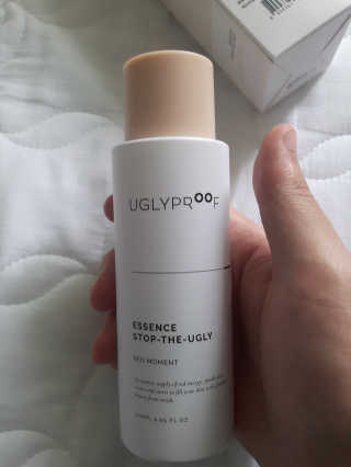 어글리프루프 에센스 스탑디어글리 레드모먼트 에센스 120ml — 5점을 준 리뷰어가 2020년 8월 올린 사용 사진