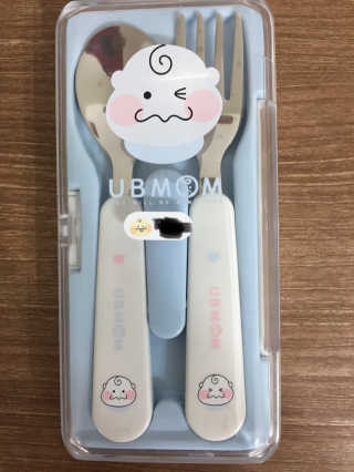 유비맘 스푼포크 케이스 세트 1+1 _컬러랜덤 발송 — 5점을 준 리뷰어가 2020년 11월 올린 사용 사진