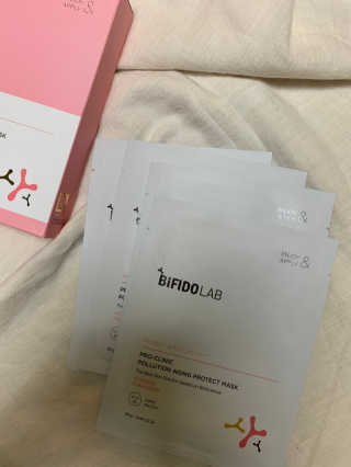 비피도랩 프로클리닉 폴루션에이징 프로텍트 마스크 — 5점을 준 리뷰어가 2020년 8월 올린 사용 사진