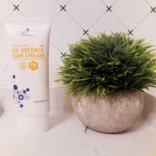 트리티스 US [TREATIS] UV Defence Sun Cream PA+++ / SPF50+ — 5점을 준 리뷰어가 2020년 12월 올린 사용 사진