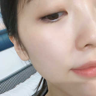 다슈코리아 다슈 솔루션 시카 쉴드 선스틱 — 5점을 준 리뷰어가 2020년 8월 올린 사용 사진