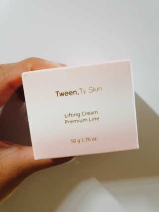 Tween.Ty Skin 트웬티스킨 리프팅 크림 프리미엄 라인 — 5점을 준 리뷰어가 2020년 9월 올린 사용 사진
