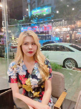 [블랙루즈] 크리스탈 하트 락 섀도우 4종 중 택1 — 5점을 준 리뷰어가 2020년 9월 올린 사용 사진