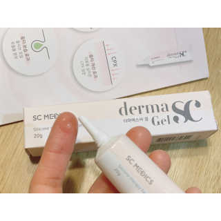 derma SC-Gel 더마에스씨 겔 20g — 5점을 준 리뷰어가 2020년 4월 올린 사용 사진
