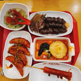 죠스떡볶이 [죠스푸드] 짜빠떡볶이+떡또그+범벅만두 신메뉴 3종 — 5점을 준 리뷰어가 2020년 5월 올린 사용 사진