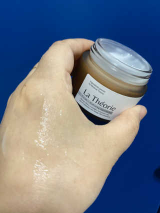 La Theorie Hydrating Ingredients | 하이드레이팅 인그레이디언츠 — 4.5점을 준 리뷰어가 2020년 4월 올린 사용 사진