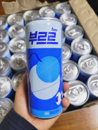 [칼로리 걱정 NO 제로칼로리 탄산음료]  부담없이 즐기는 부르르Brrr~~ 제로 사이다 — 5점을 준 리뷰어가 2020년 12월 올린 사용 사진