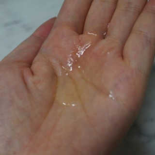 스킨큐어 산다화 순한 클렌징 동백 오일 200ml — 4.5점을 준 리뷰어가 2020년 4월 올린 사용 사진