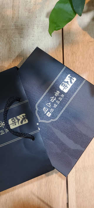 헬스업_천명진프리미엄홍삼스틱_10ml x 30포 — 5점을 준 리뷰어가 2020년 11월 올린 사용 사진
