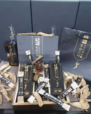 헬스업_천명진프리미엄홍삼스틱_10ml x 30포 — 5점을 준 리뷰어가 2020년 7월 올린 사용 사진